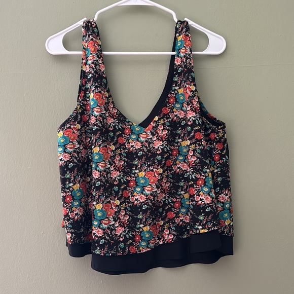 American Rag Top - Picture 3 of 3